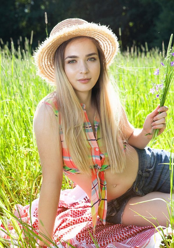 Алечка, 21 год, 3 размер груди